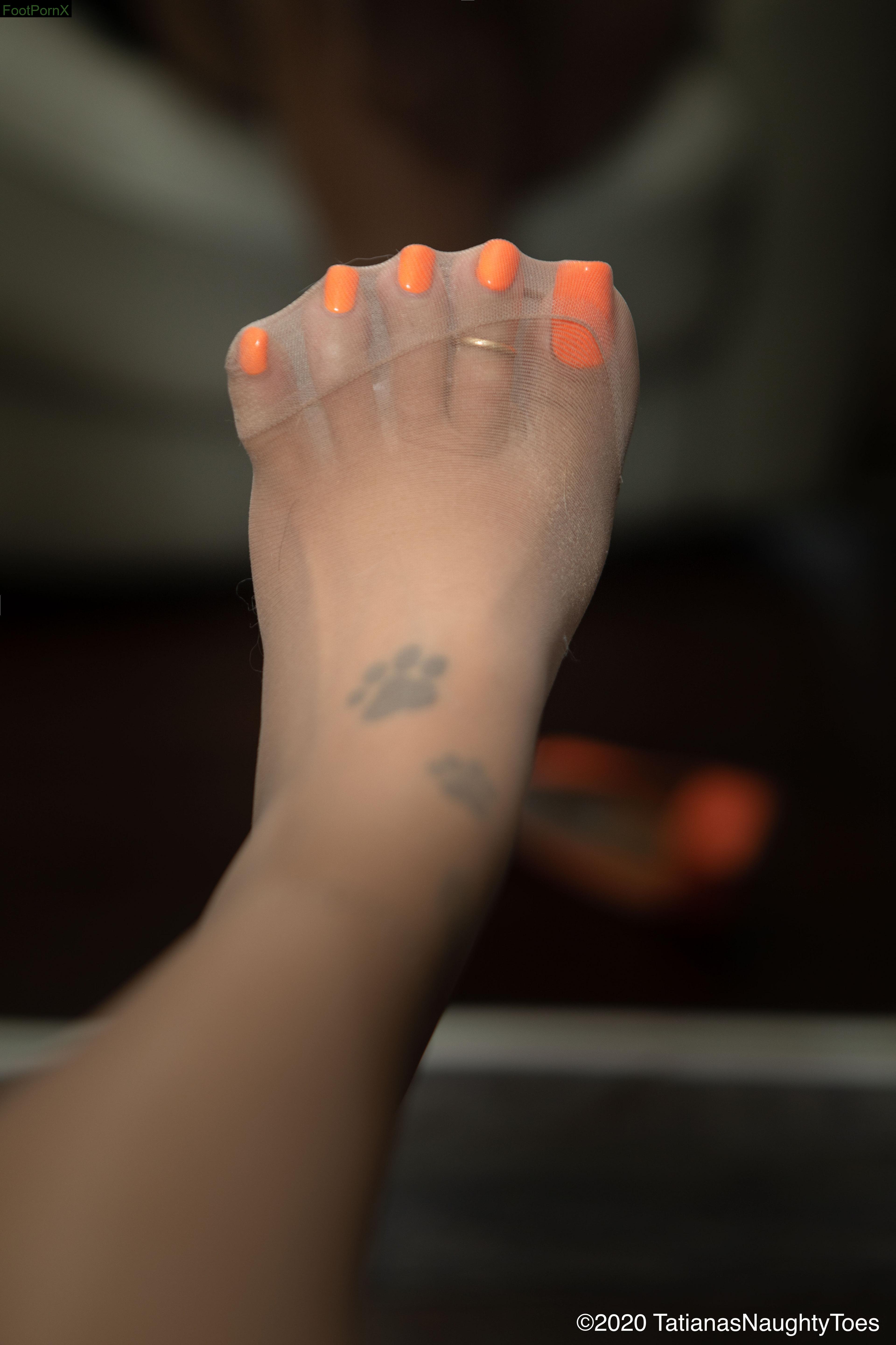 tatianasnaughtytoes feet photo 17