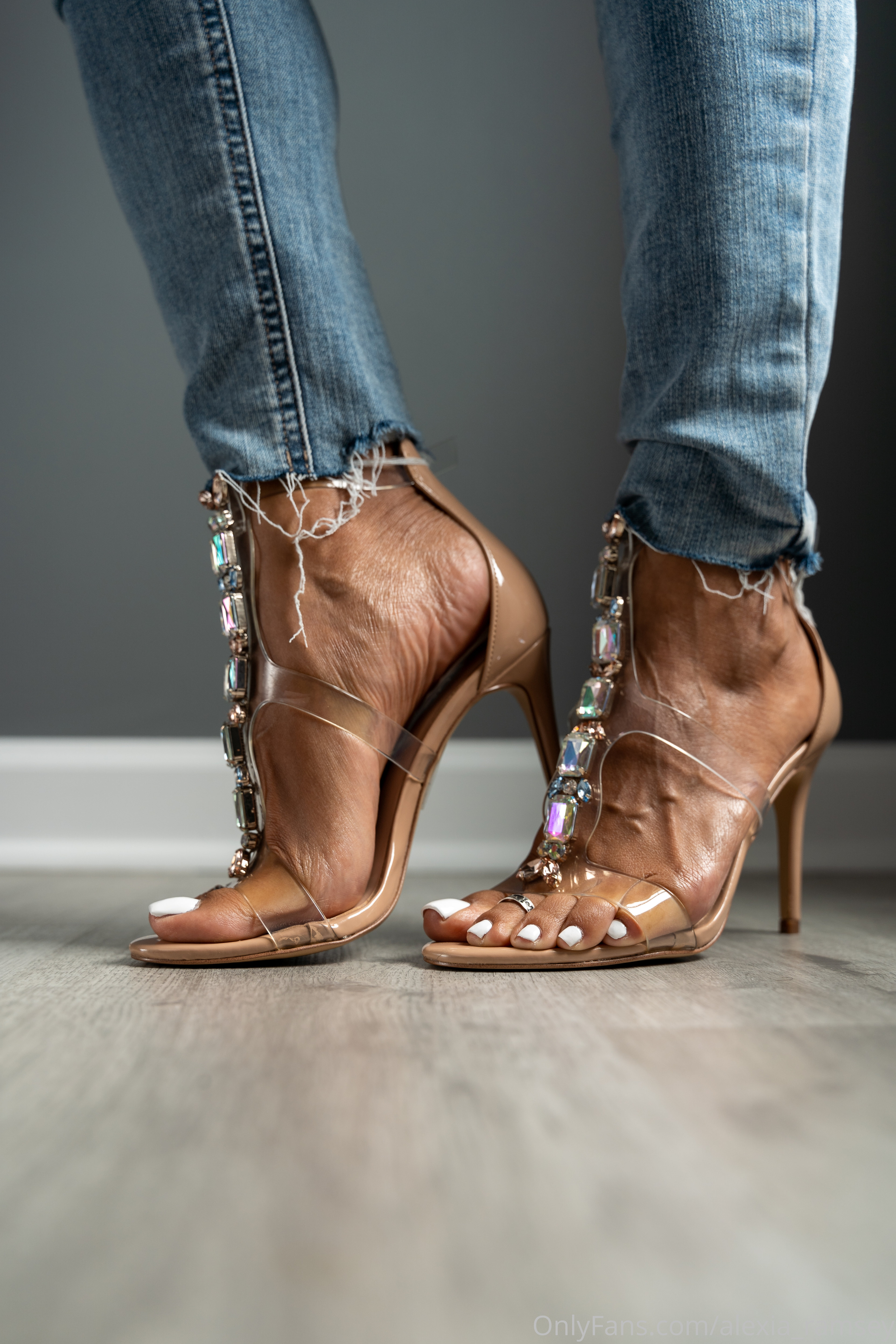 alexia_ramsey feet photo 19