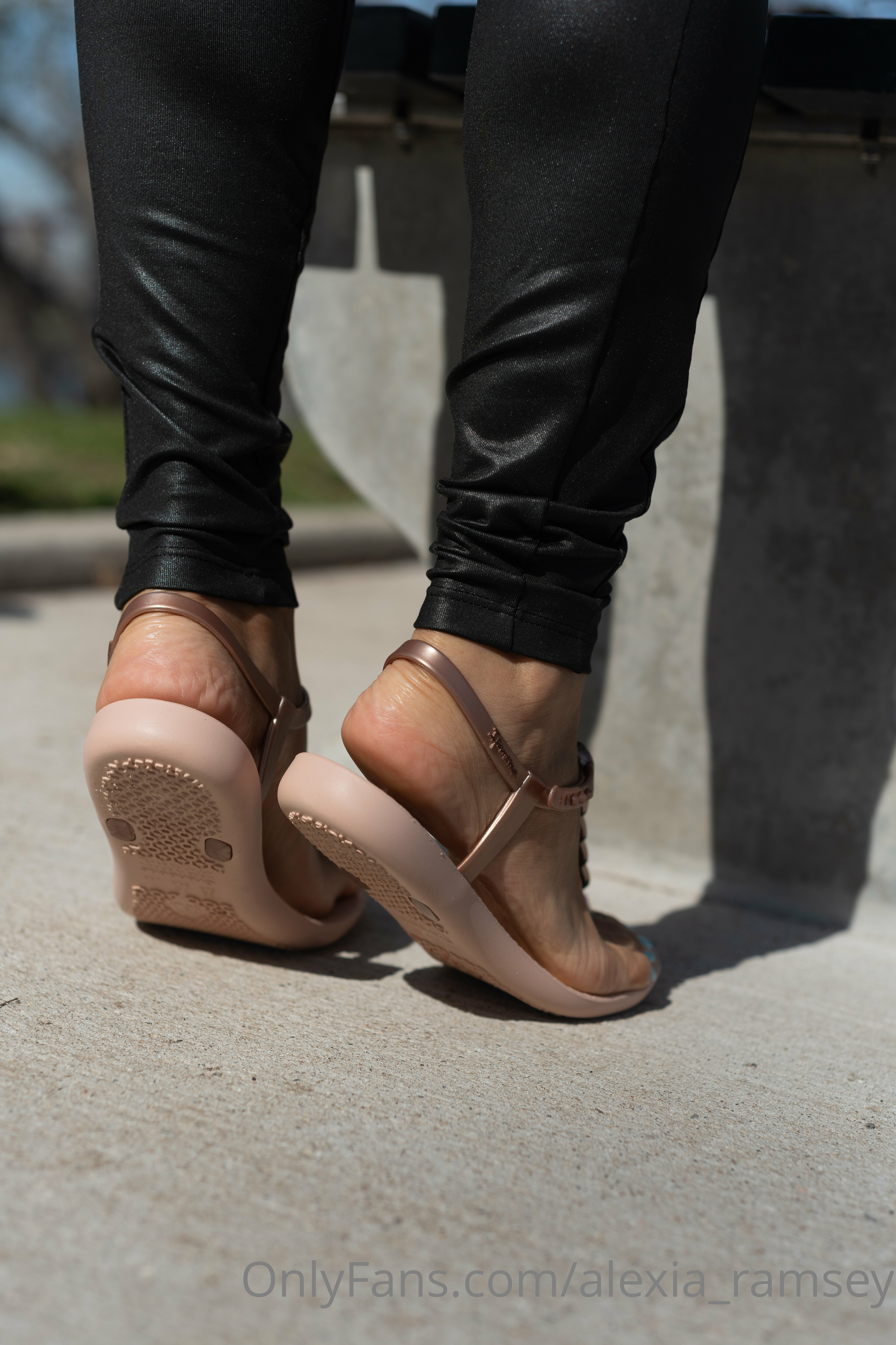 alexia_ramsey feet photo 10