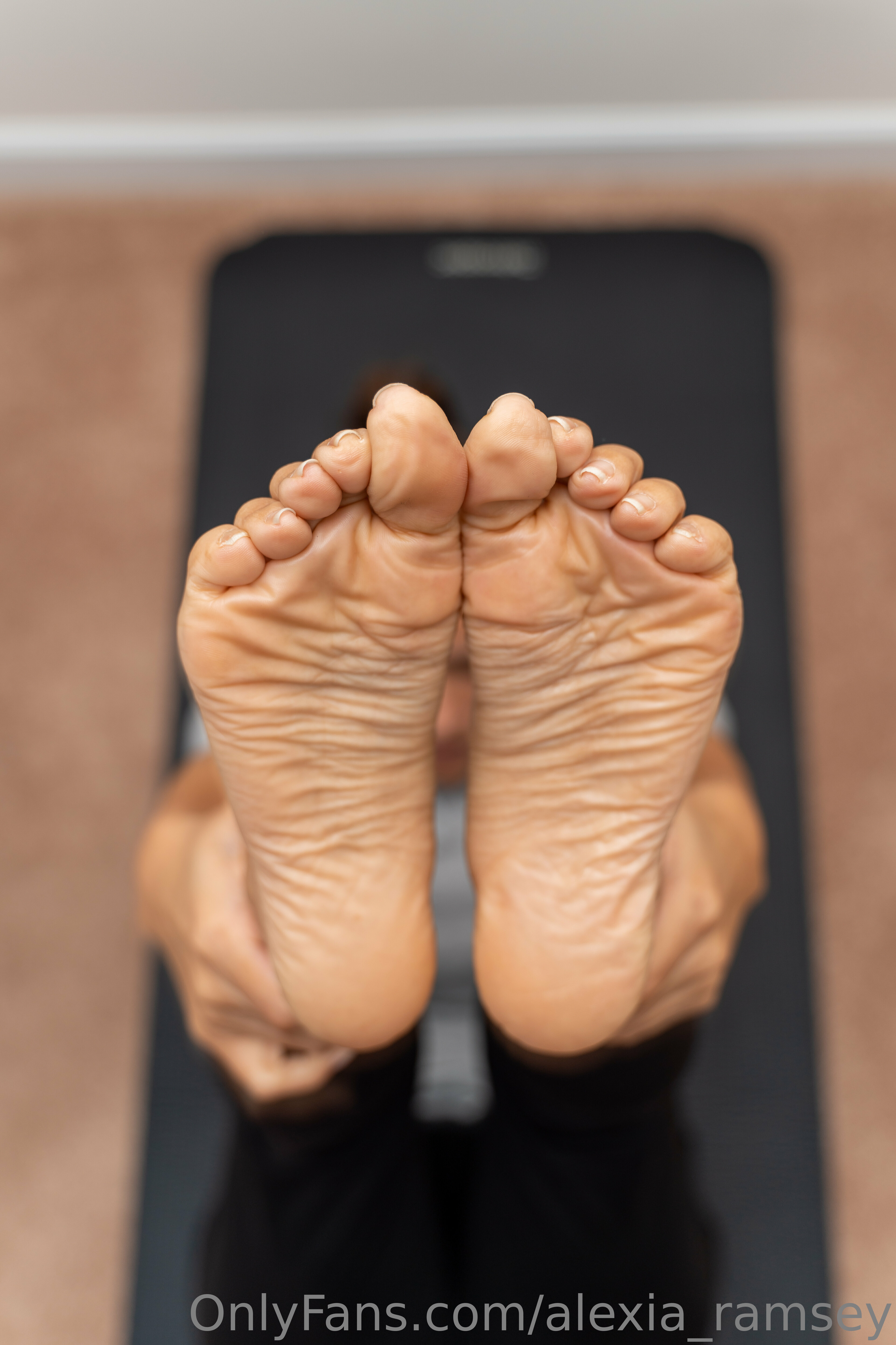 alexia_ramsey feet photo 5