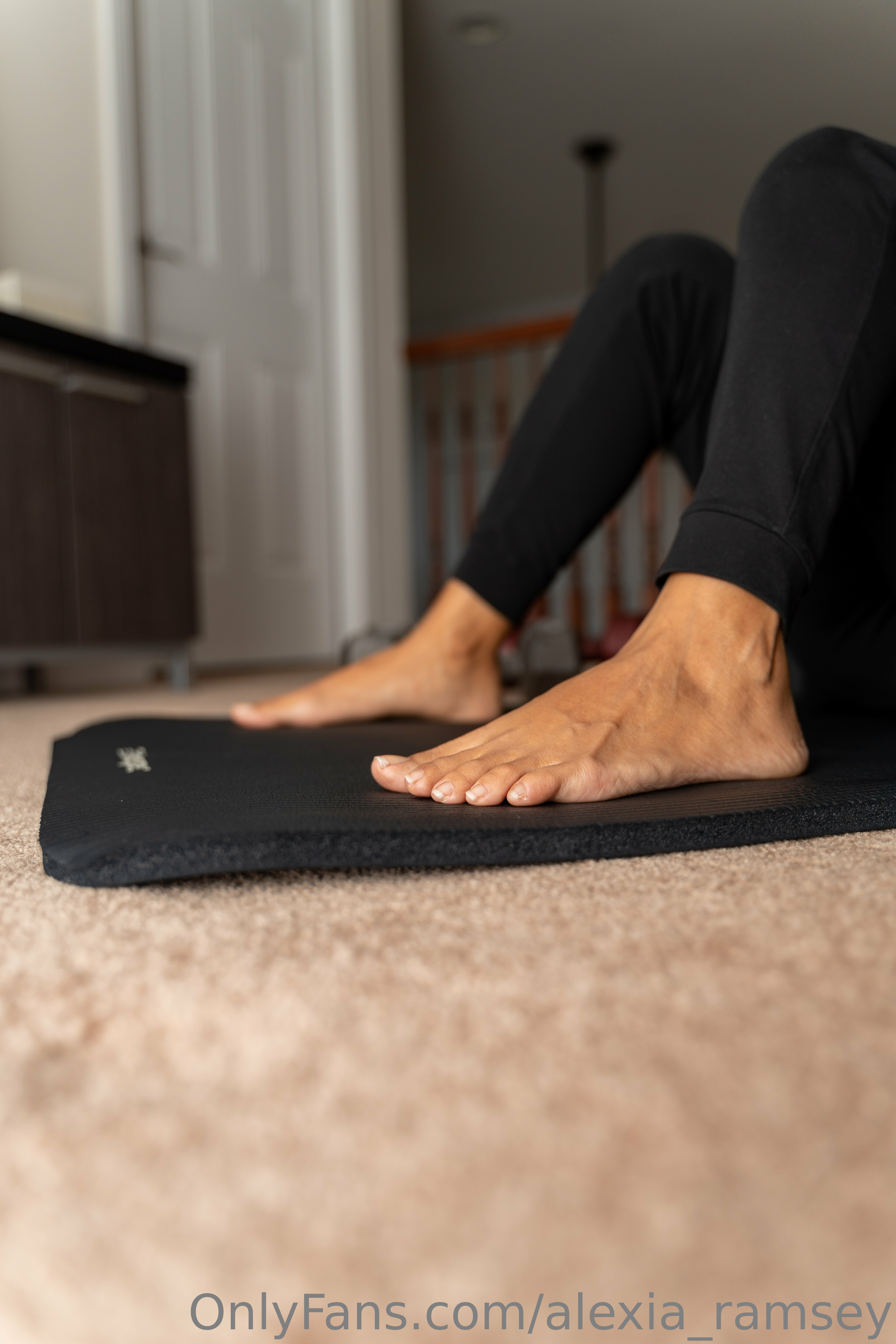 alexia_ramsey feet photo 17