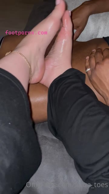 aqua_toes cute feet footjob 1