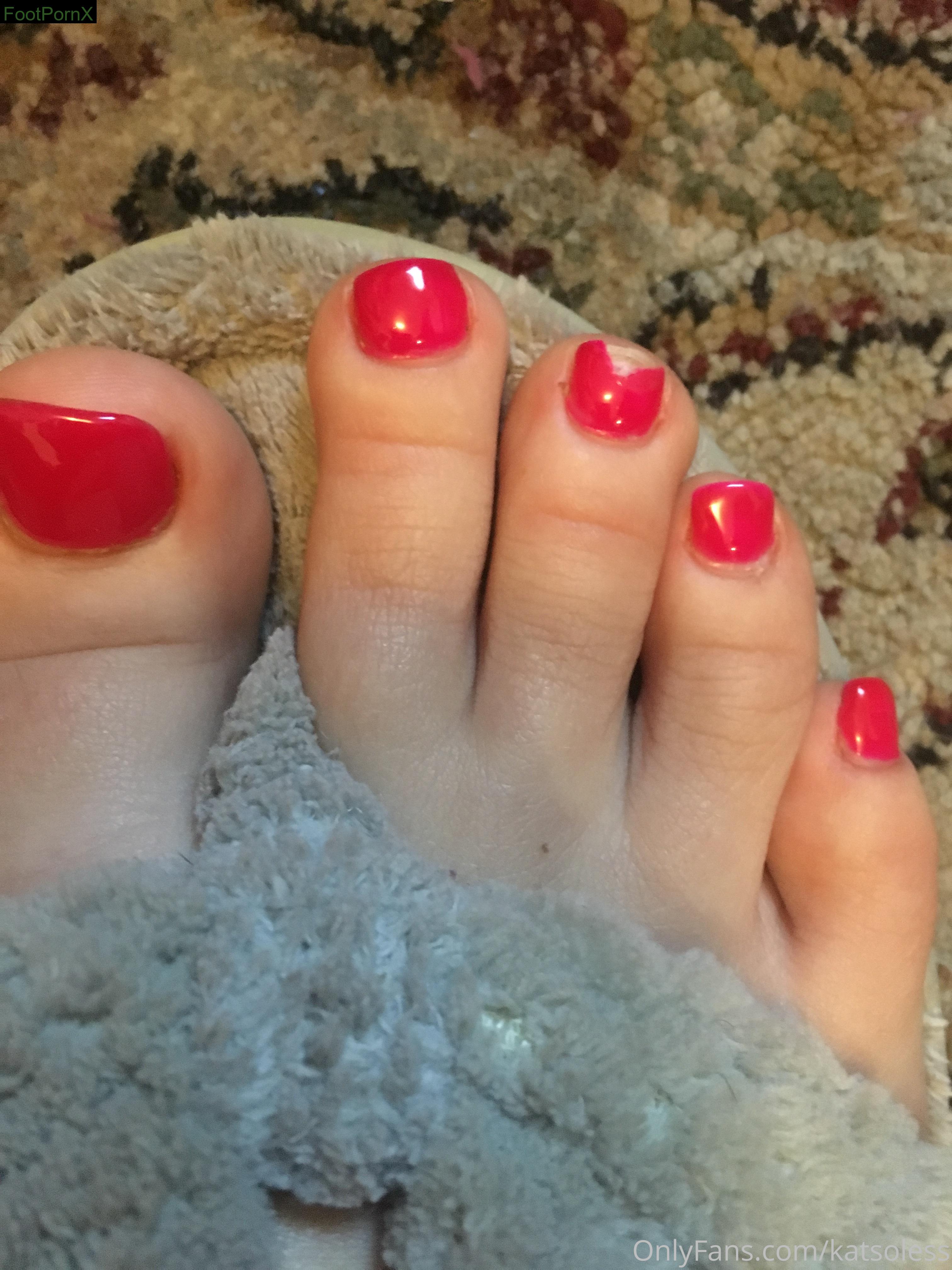 katsoless feet photo 14