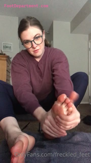 freckled_feet top foot model oily feet 
