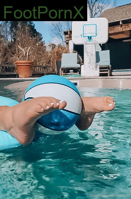 solelush feet photo 9