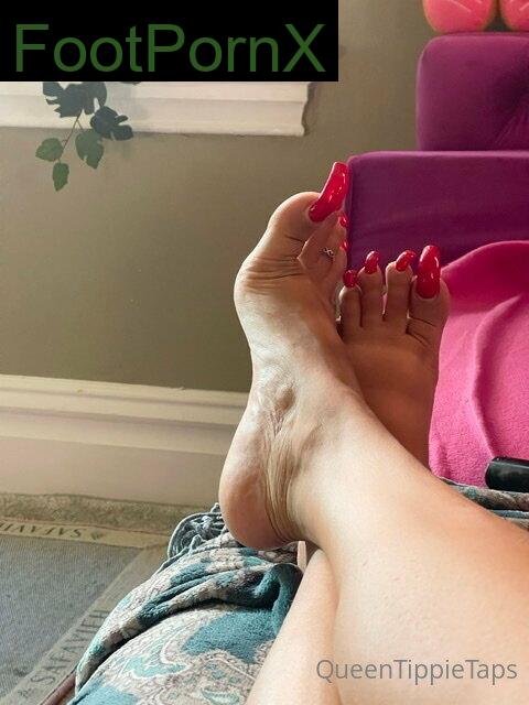 queentippietaps feet photo 7