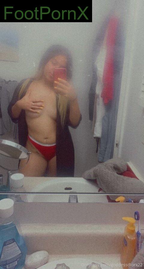 goddessdiorx22 feet photo 13