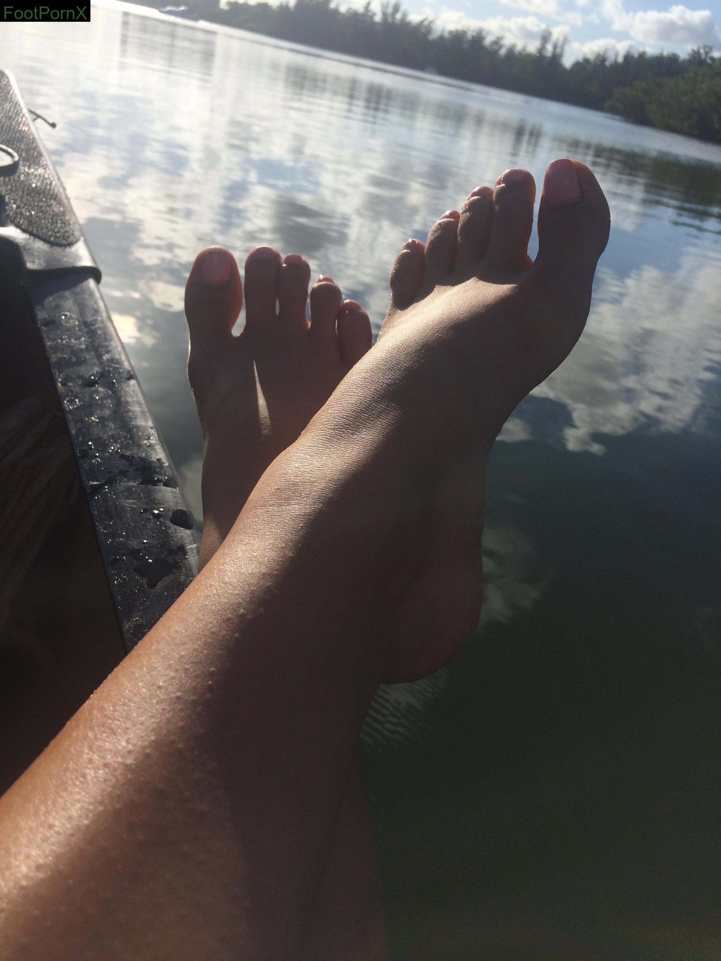 j_valentinex feet photo 22