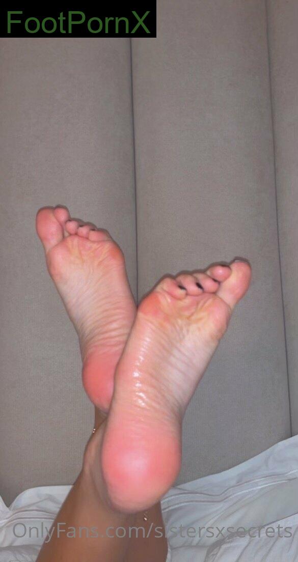 sistersxsecrets feet photo 12