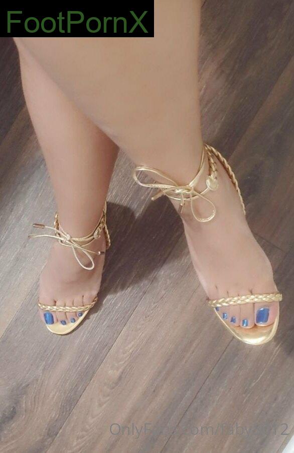 faby3012 feet photo 23