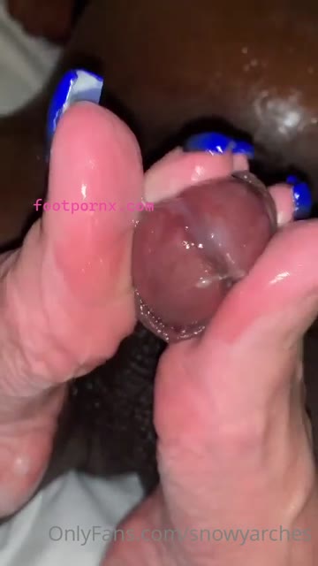 snowyarches long toenails footjob  42