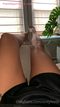 onlyfeetk lingerie feet