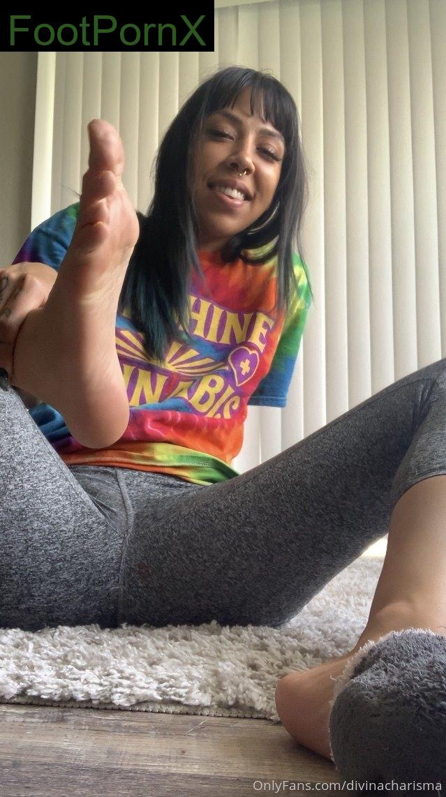 charismadivina feet photo 4