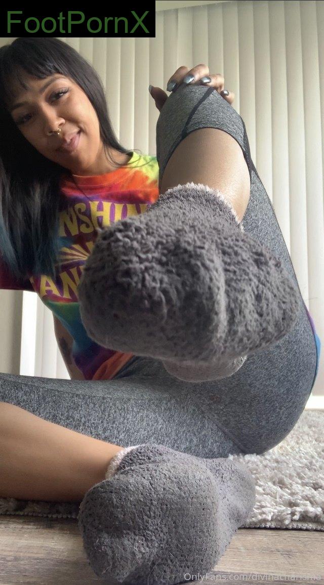 charismadivina feet photo 8