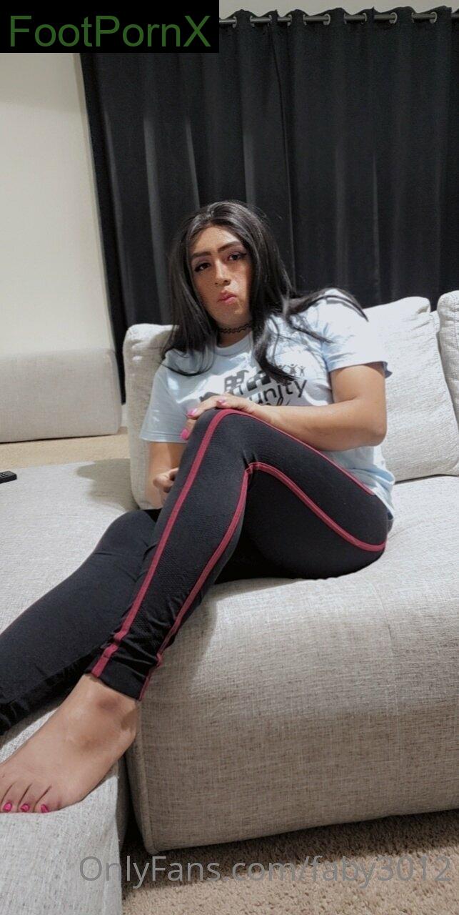 faby3012 feet photo 16