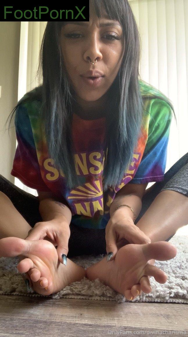 charismadivina feet photo 20