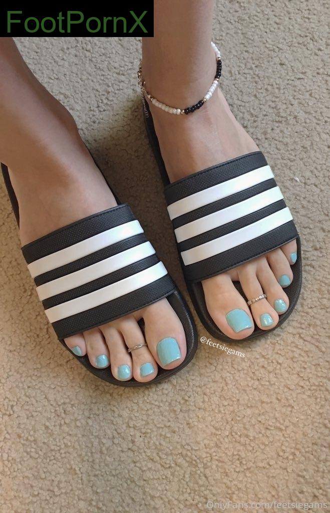 feetsiegams feet photo 8