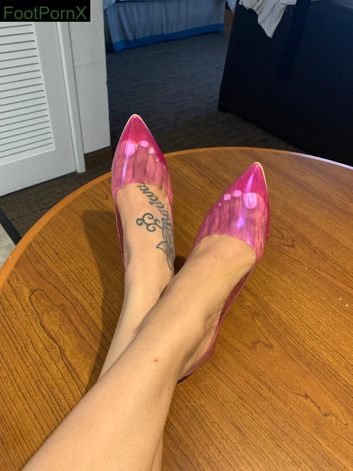 erotichigharchs feet photo 6