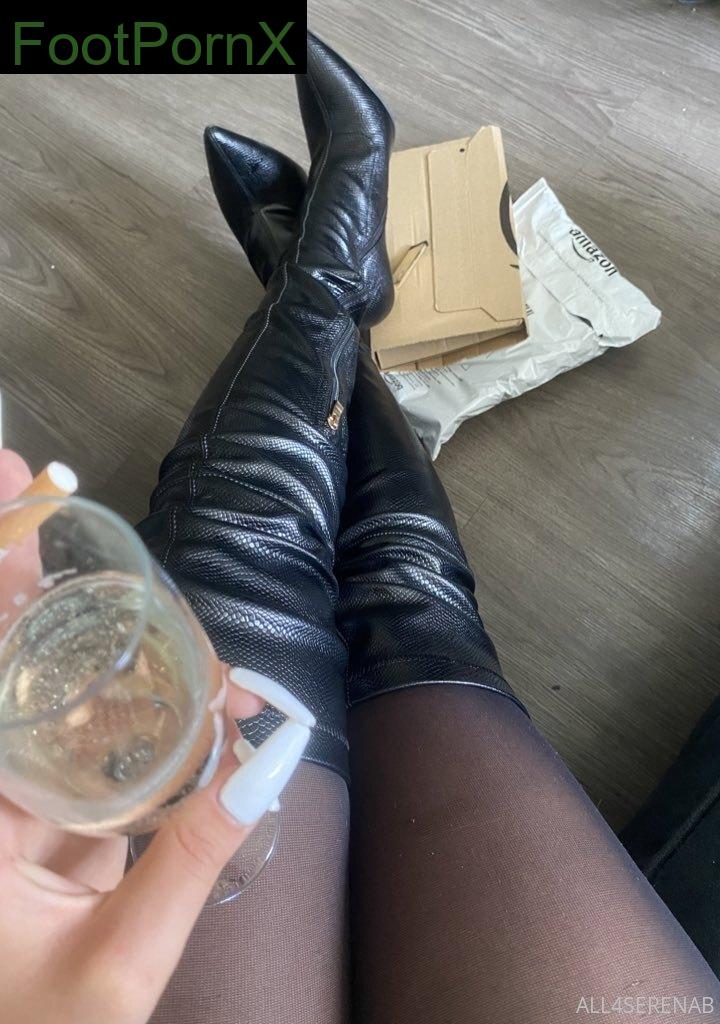 yourqueen__ feet photo 9