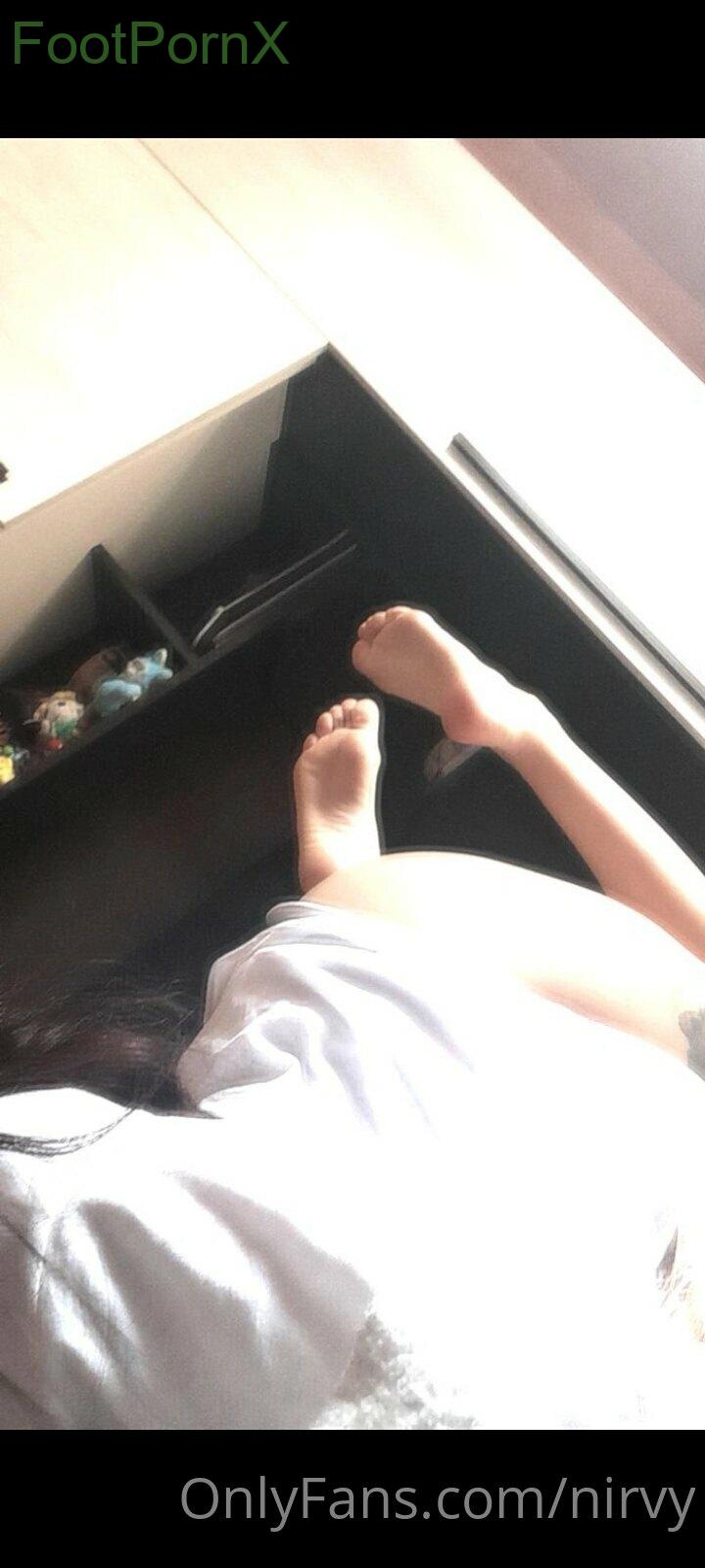 nirvy feet photo 6