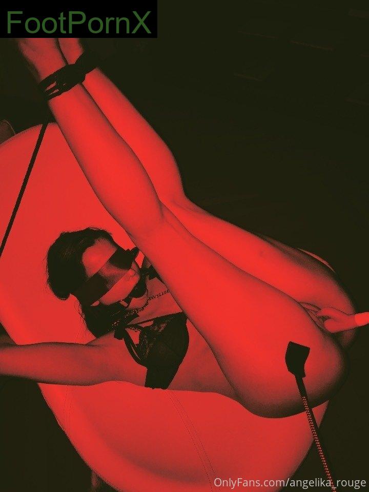angelika_rouge feet photo 2