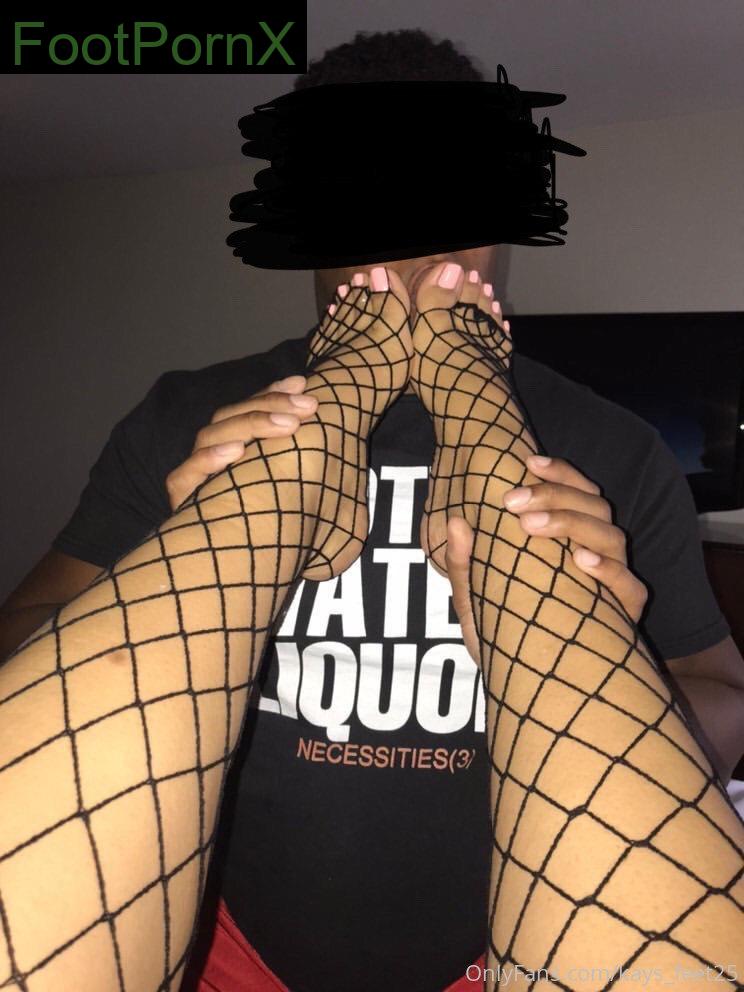 kays_feet25 feet photo 2