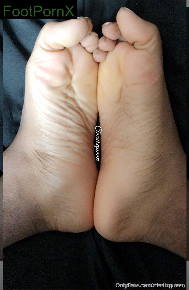 cleoisqueen_ feet photo 10