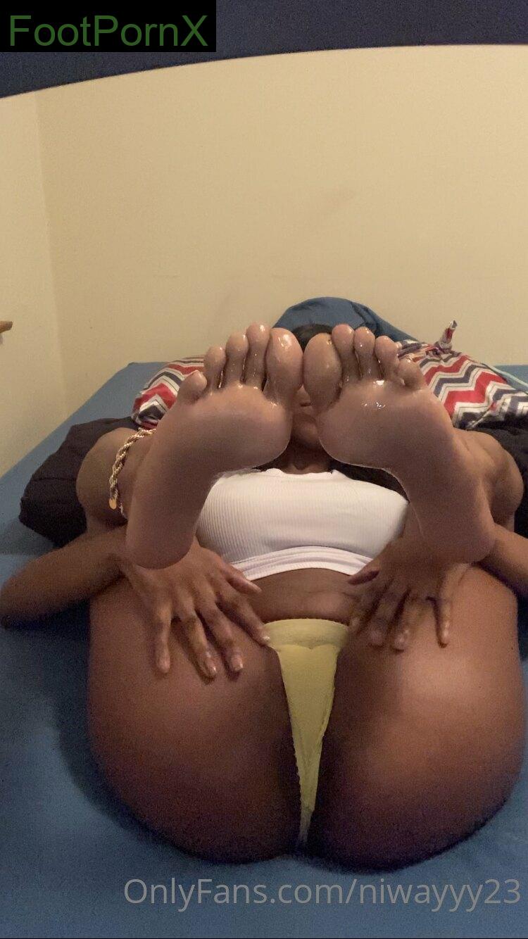 niwayyy23 feet photo 8