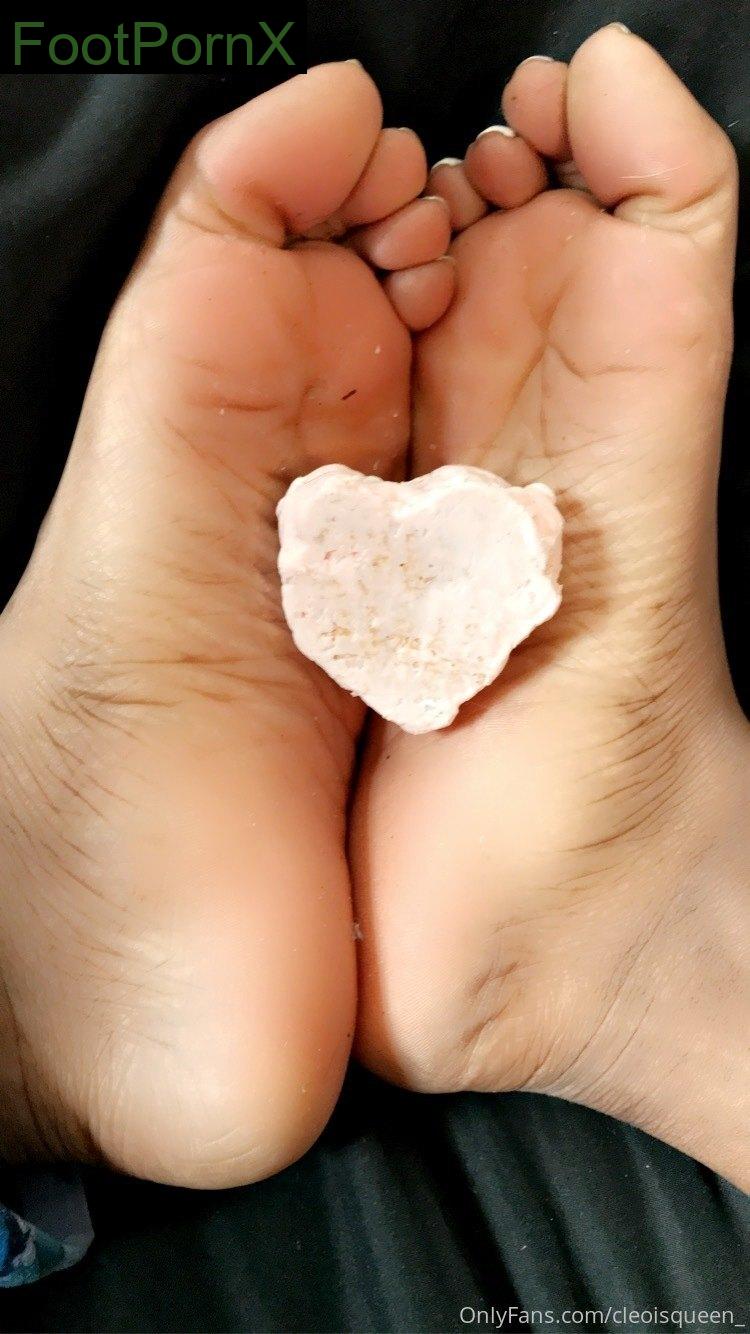 cleoisqueen_ feet photo 15