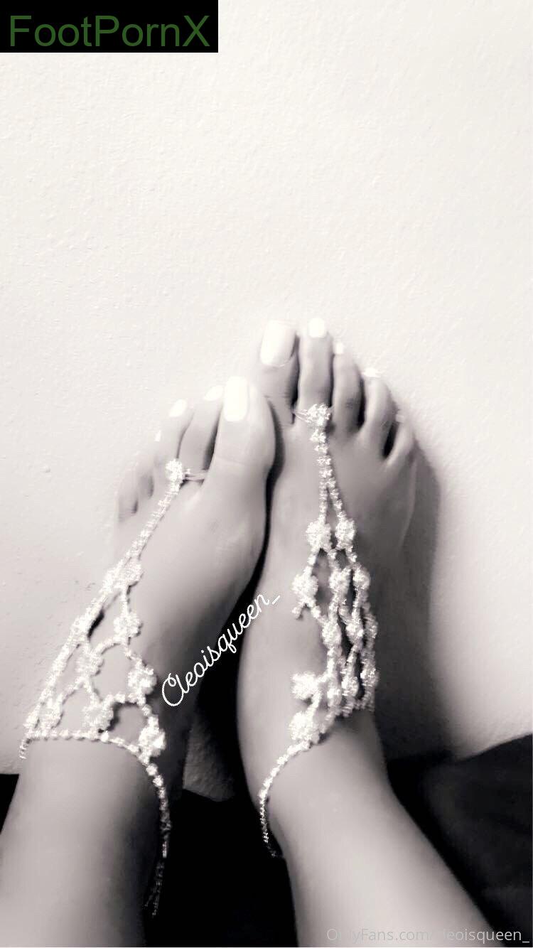 cleoisqueen_ feet photo 17