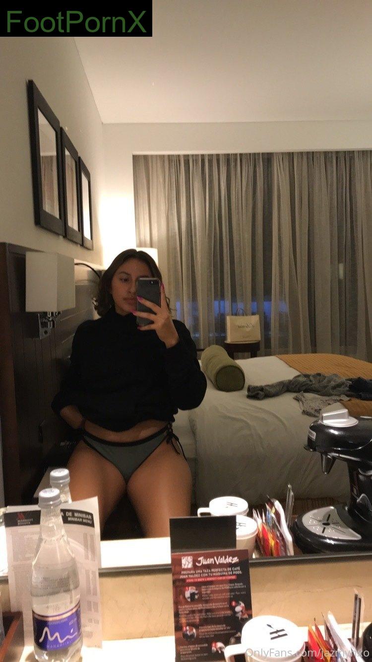 jazmynxo feet photo 2