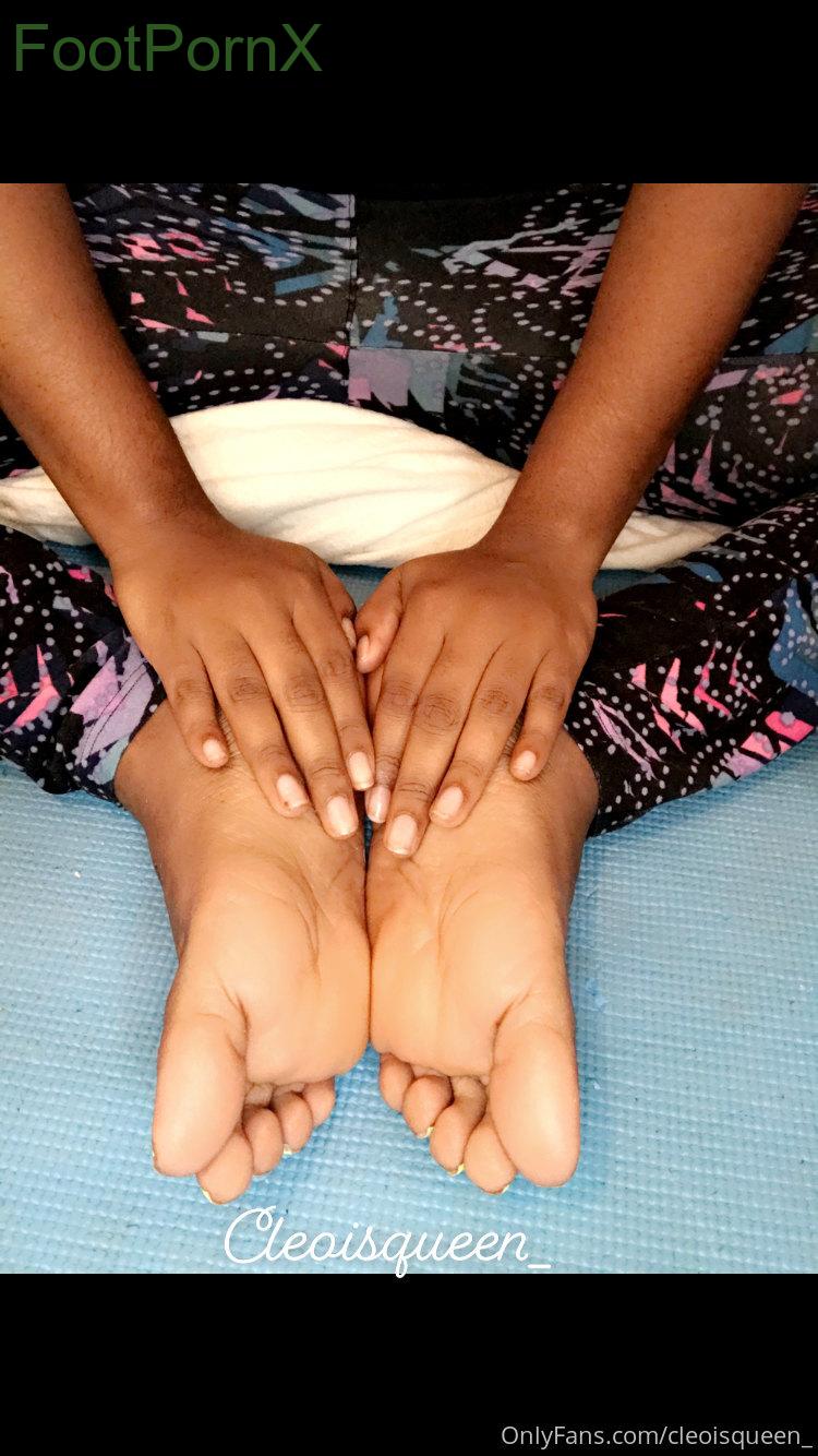 cleoisqueen_ feet photo 5