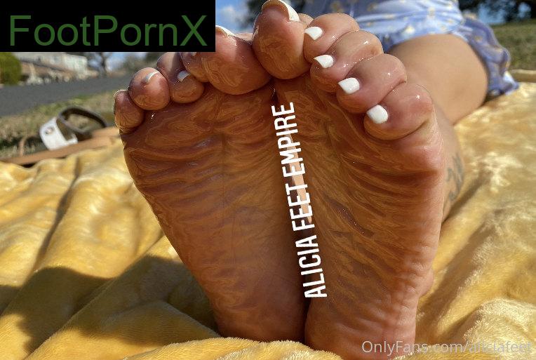 aliciafeet feet photo 9