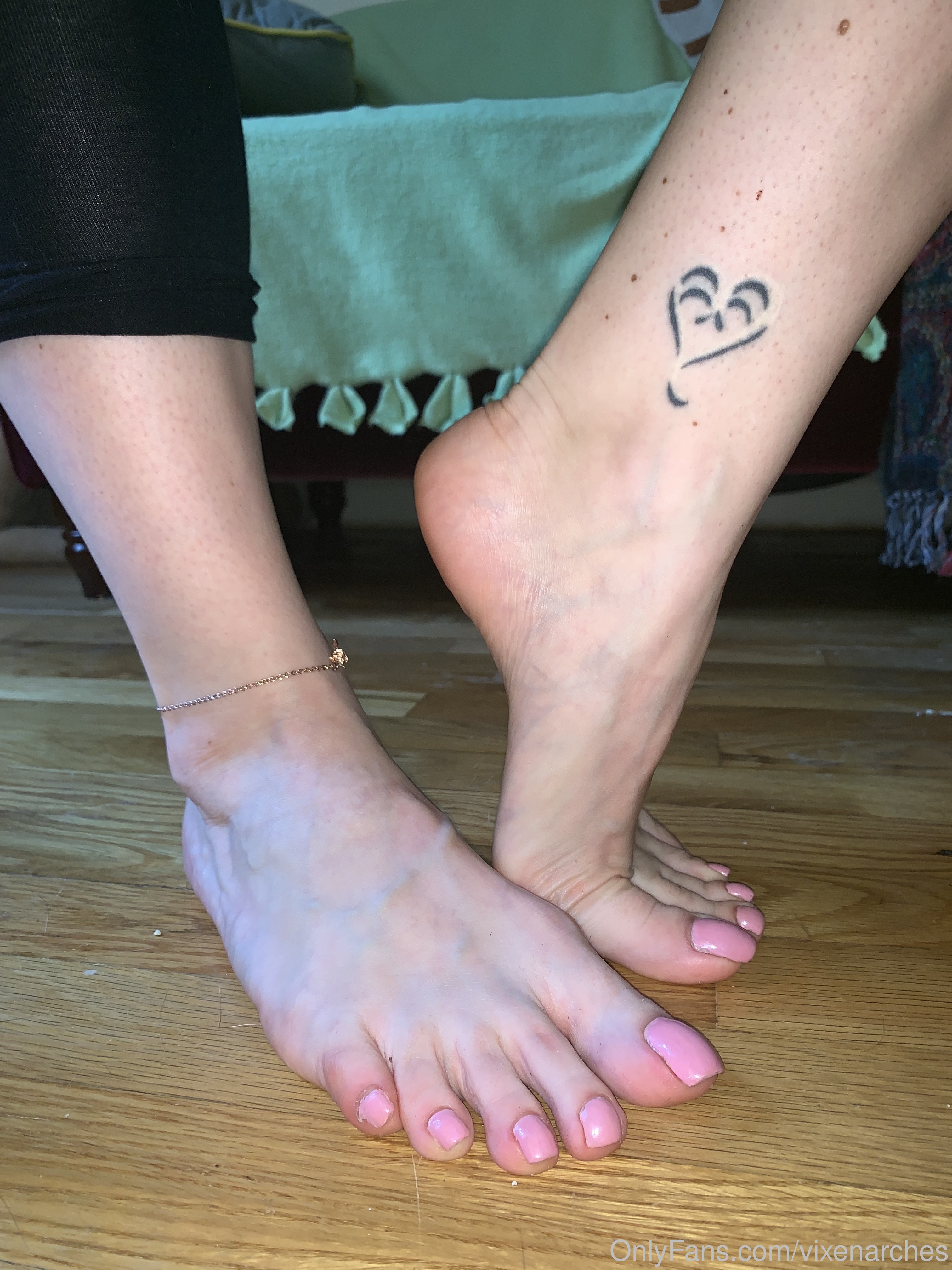 vixenarches feet photo 13