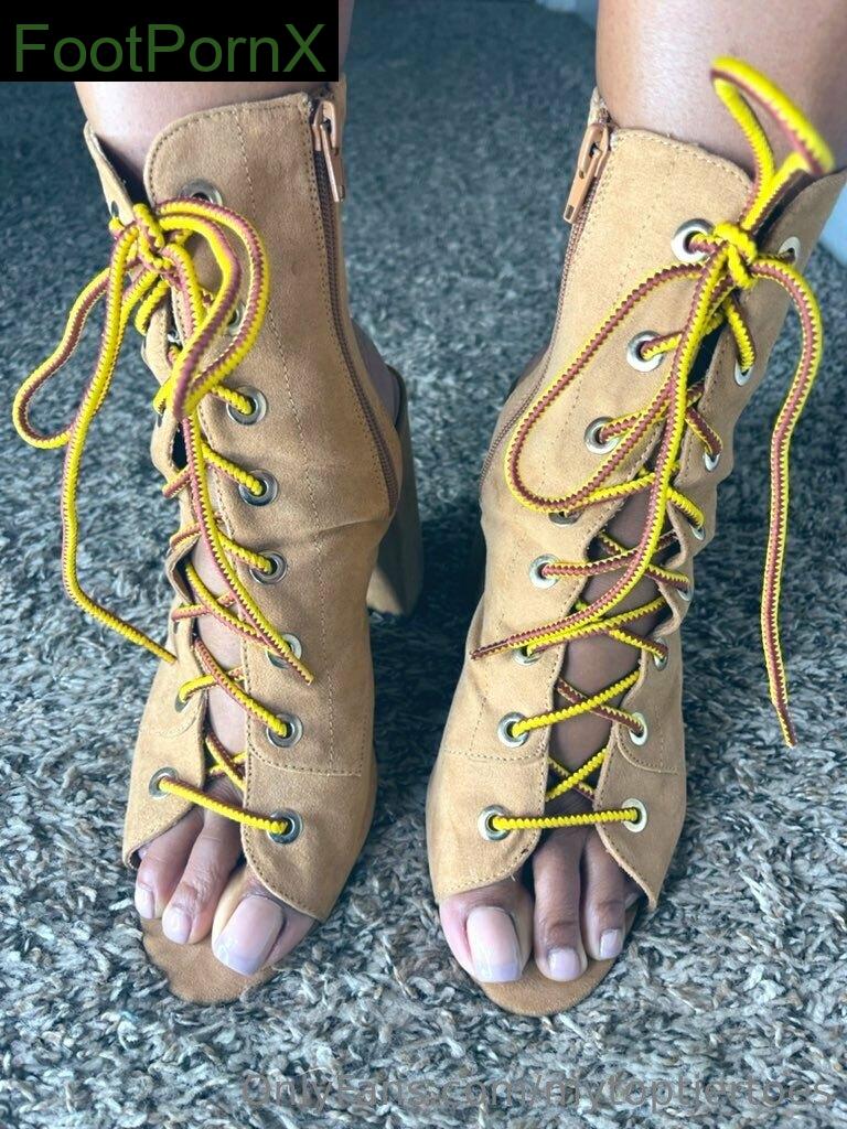 mytoptiertoes feet photo 4