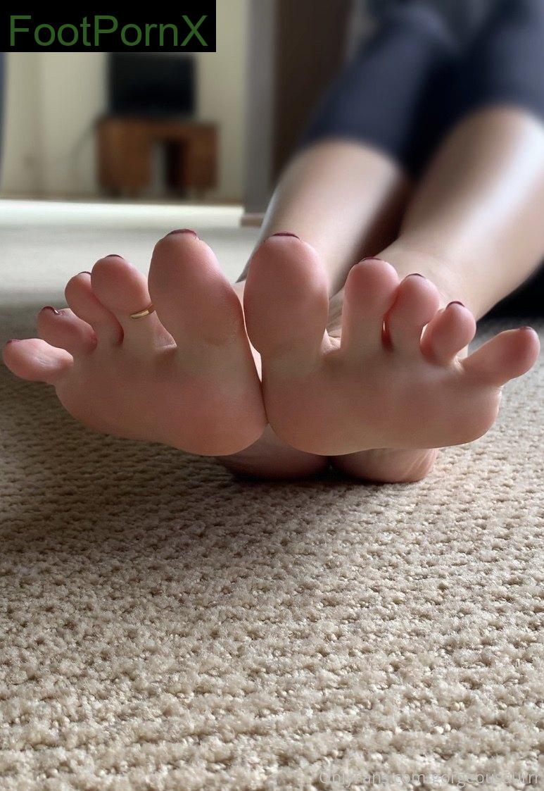 gorgeousaurrr feet photo 6