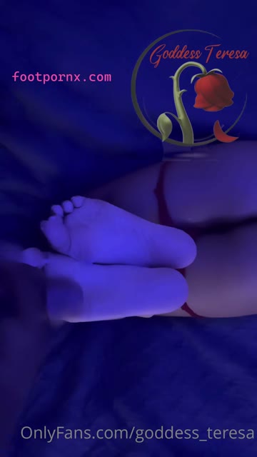 goddess_teresa hot foot babe 31