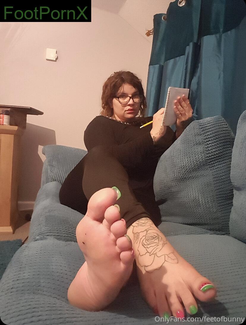feetofbunny feet photo 8