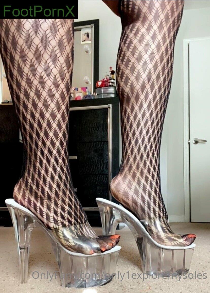only1exploremysoles feet photo 22