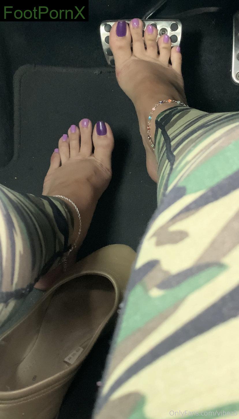 vibez3 feet photo 1
