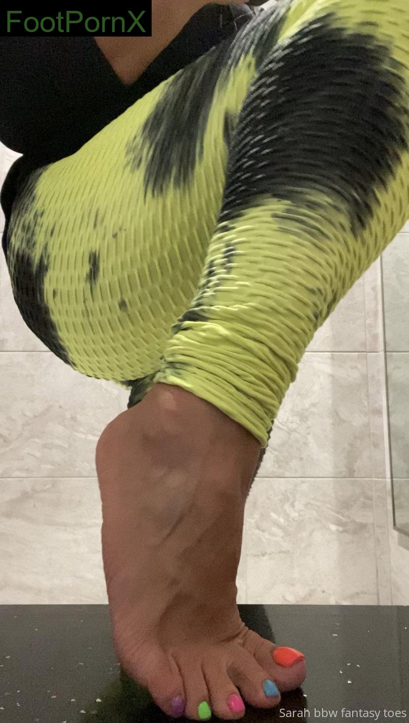 comefollowsarah feet photo 3