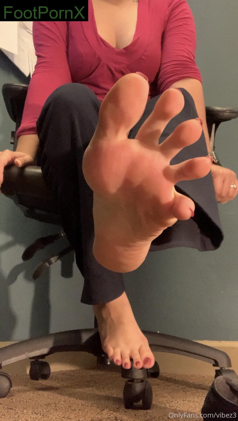vibez3 feet photo 3