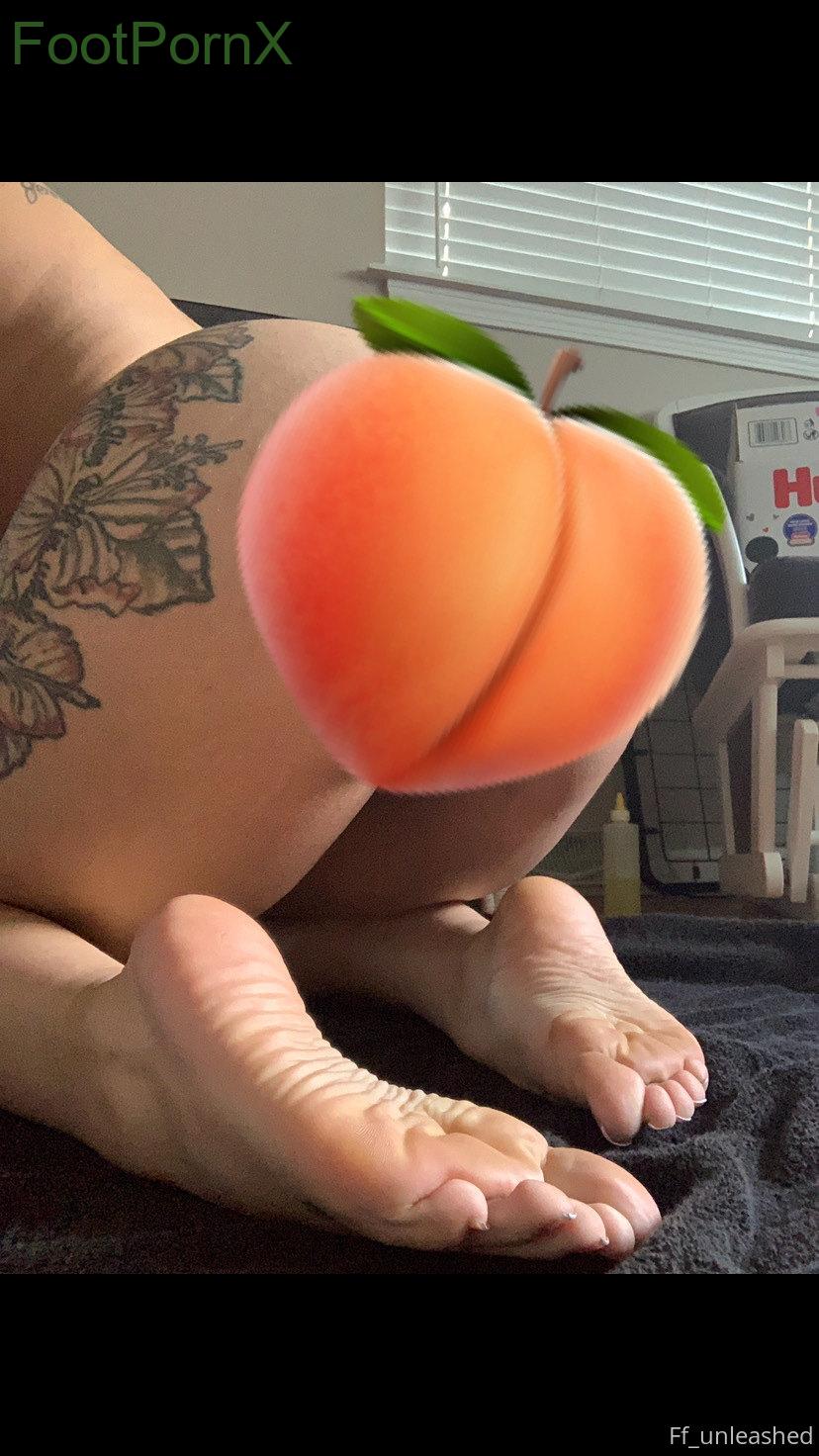 told_truths feet photo 14