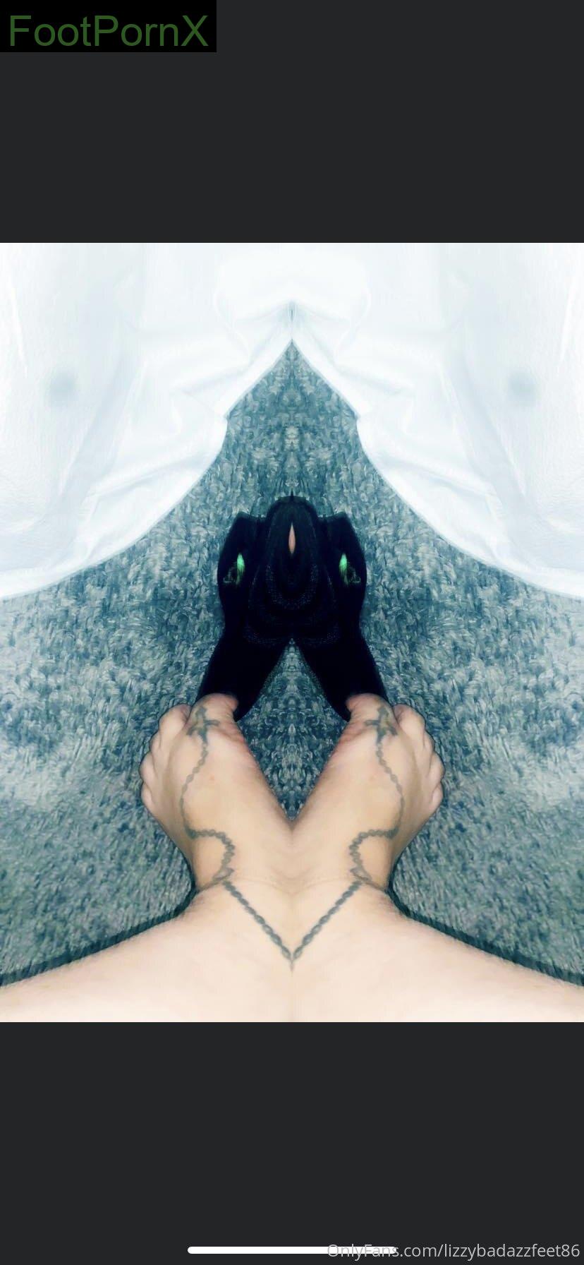 lizzybadazzfeet86 feet photo 1