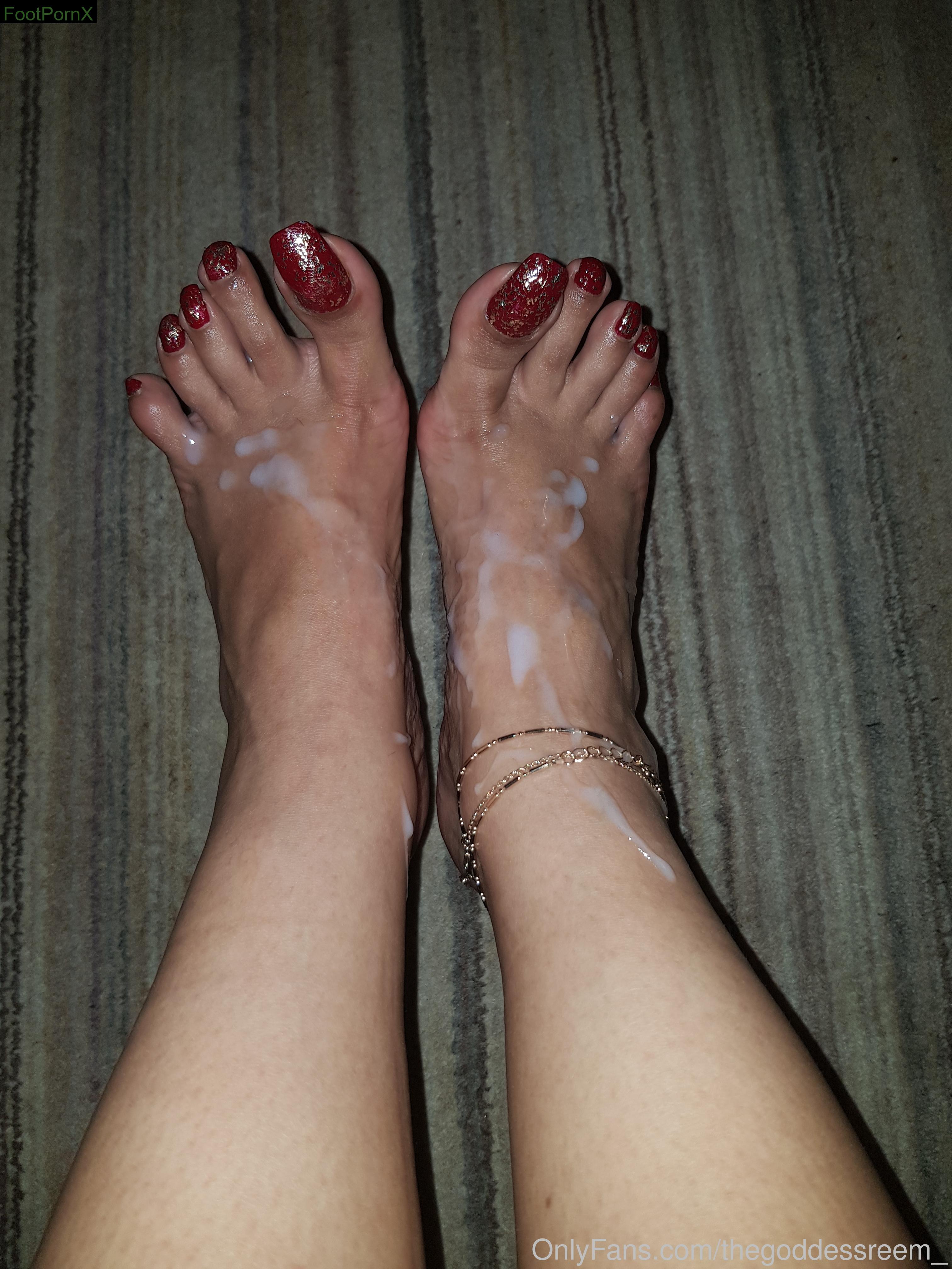 thegoddessreem_ feet photo 3