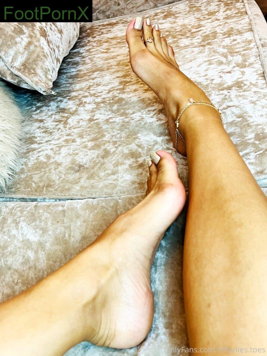 tiffanies.toes feet photo 5