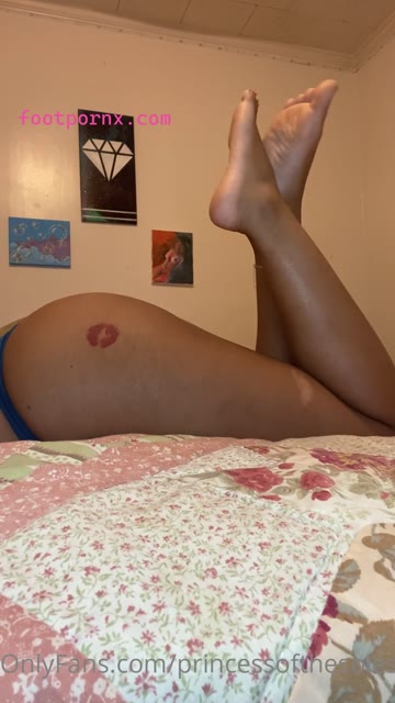 princessofthesoles ebony cute girl feet 21