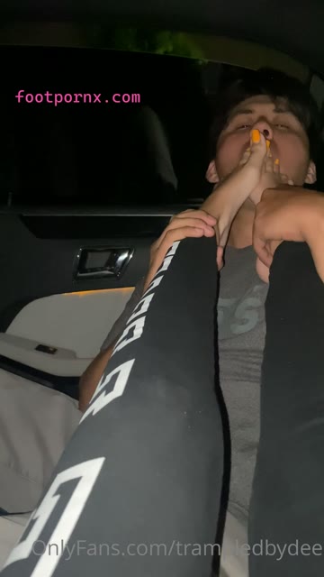 trampledbydee long toes pretty feet 10