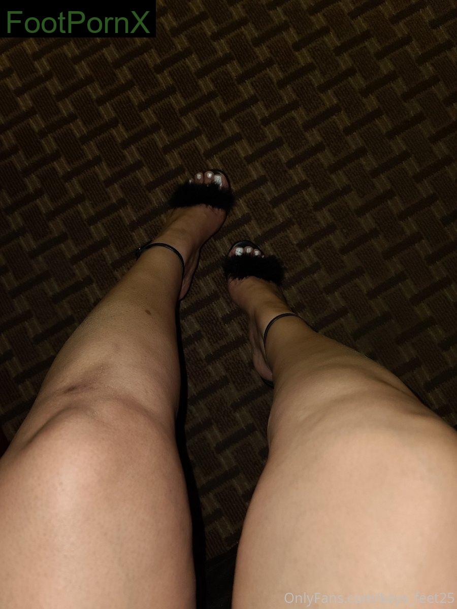 kays_feet25 feet photo 1