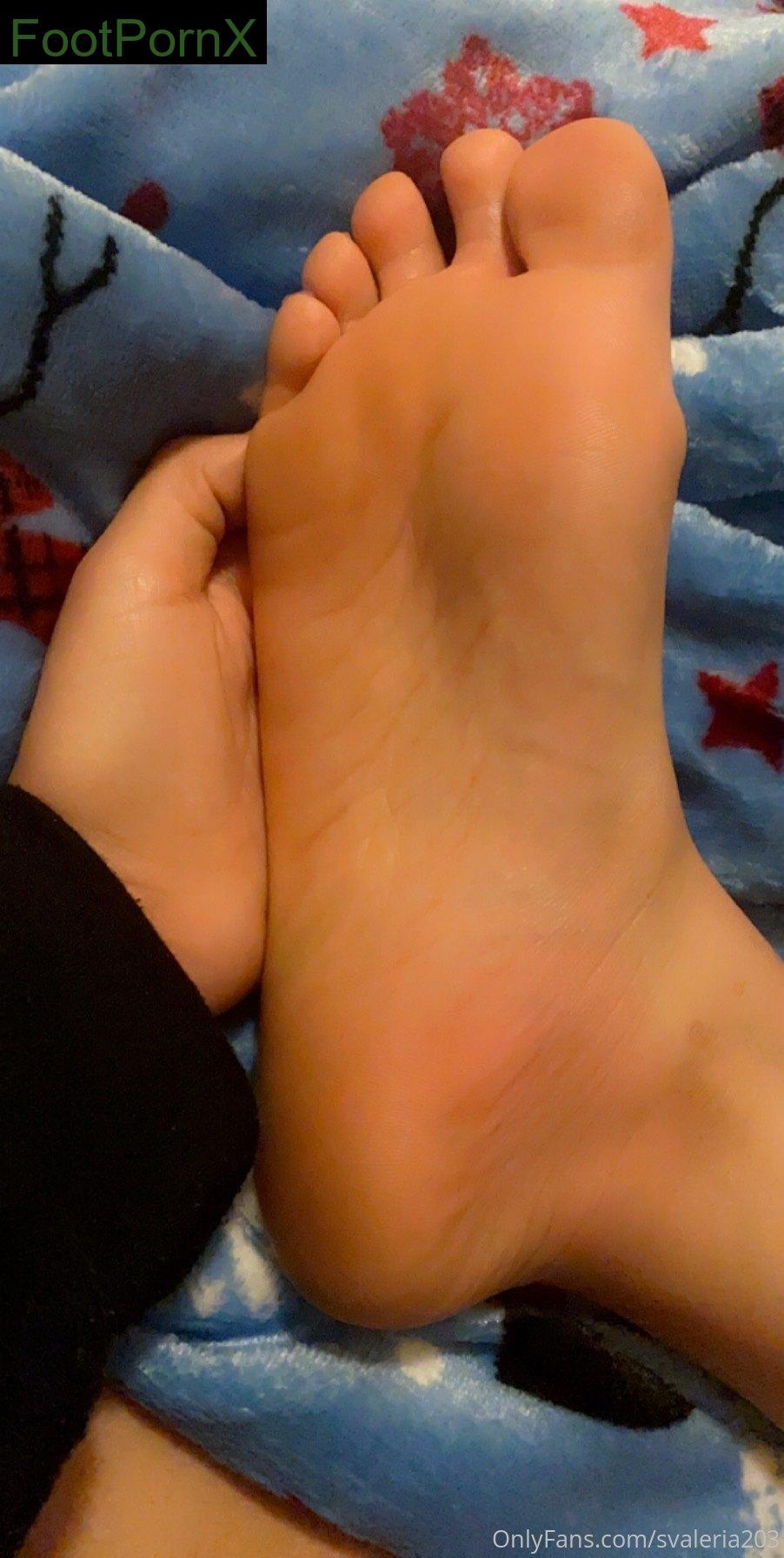 svaleria203 feet photo 1